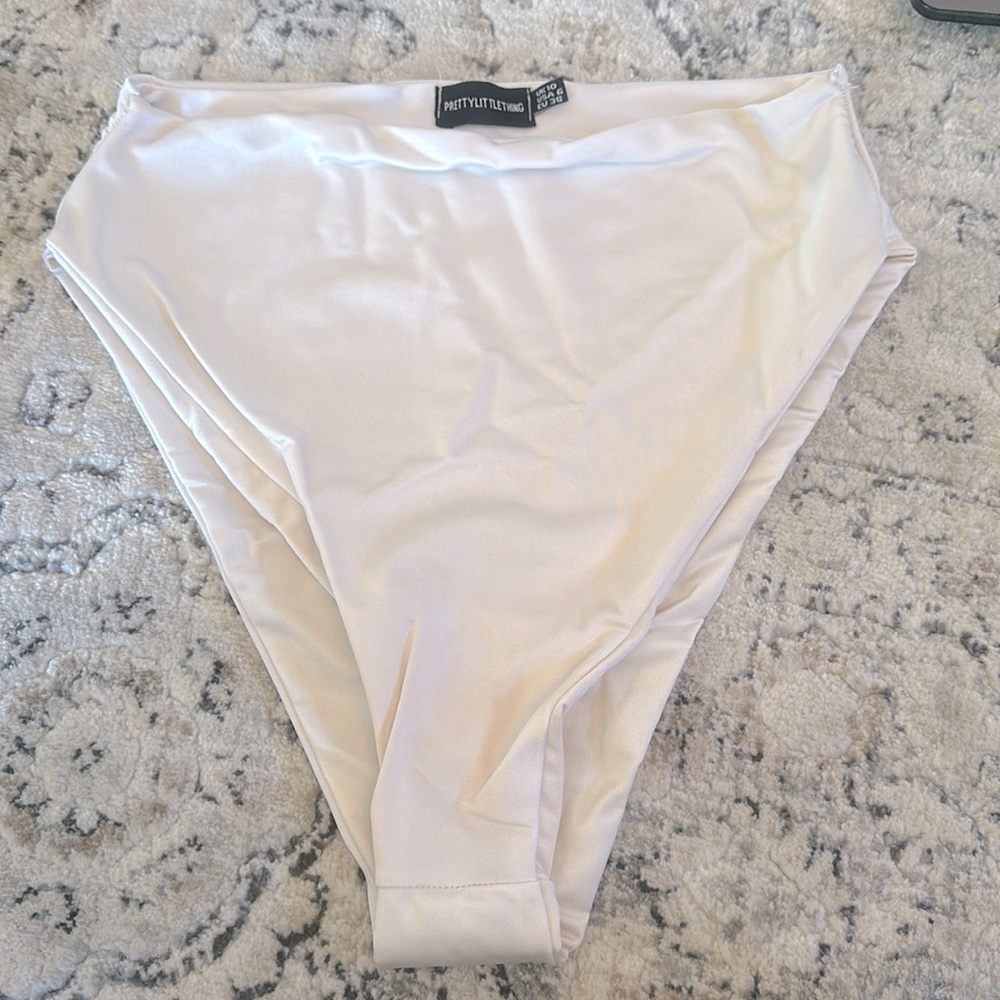 High waisted swim bottoms